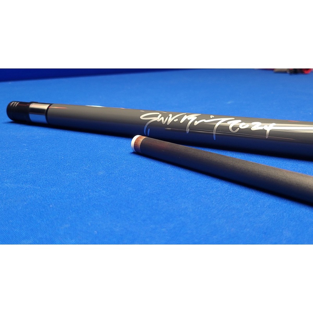 Cynergy Breach Break Cue Ghost Edition Signed by Shane Van Boening