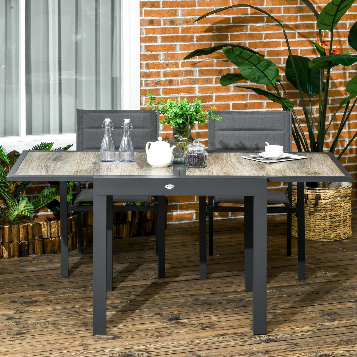 Extending Garden Table for 6, Aluminium Frame Plastic Tabletop, Beige
